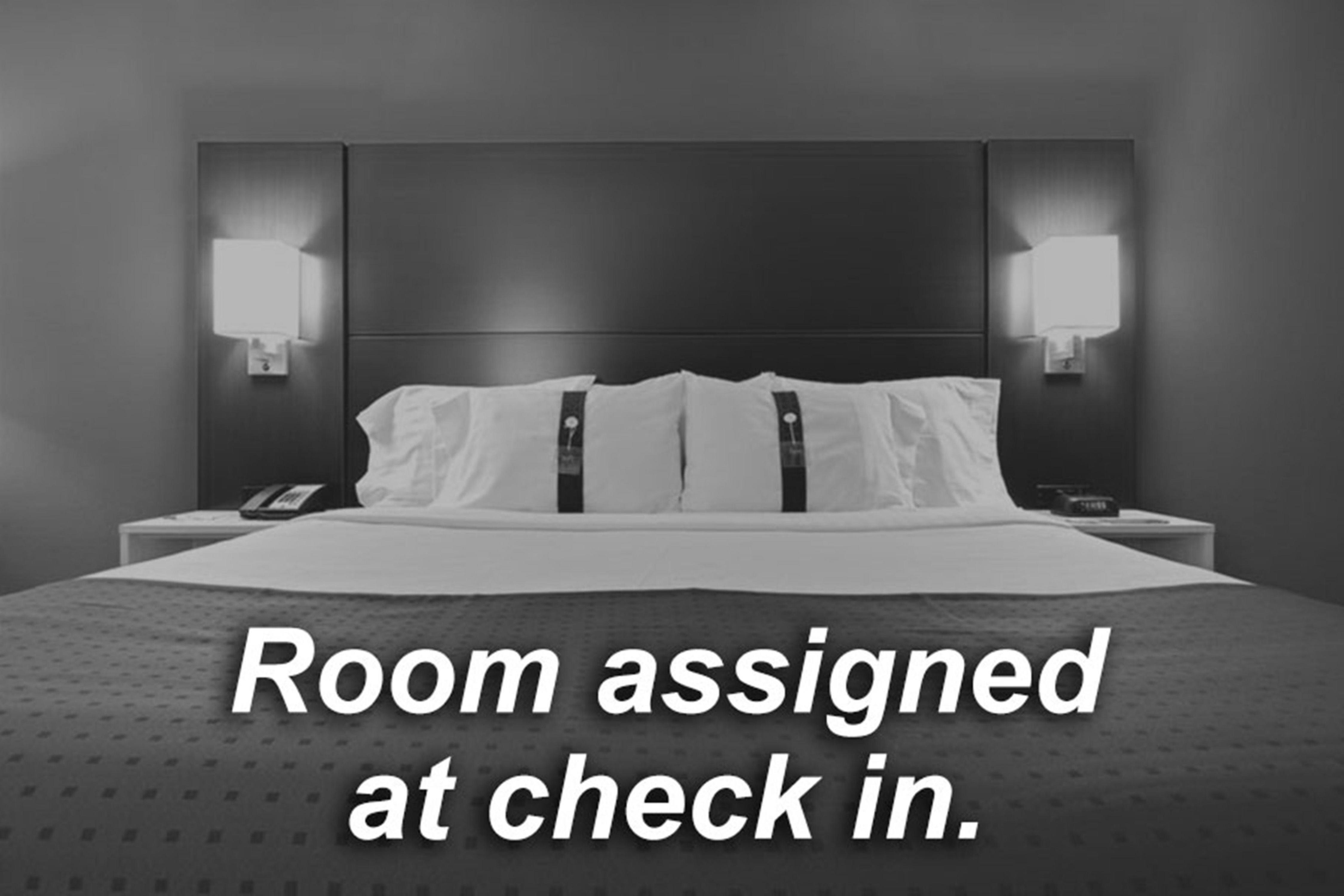 Holiday Inn Express & Suites - Oxford By Ihg Екстериор снимка