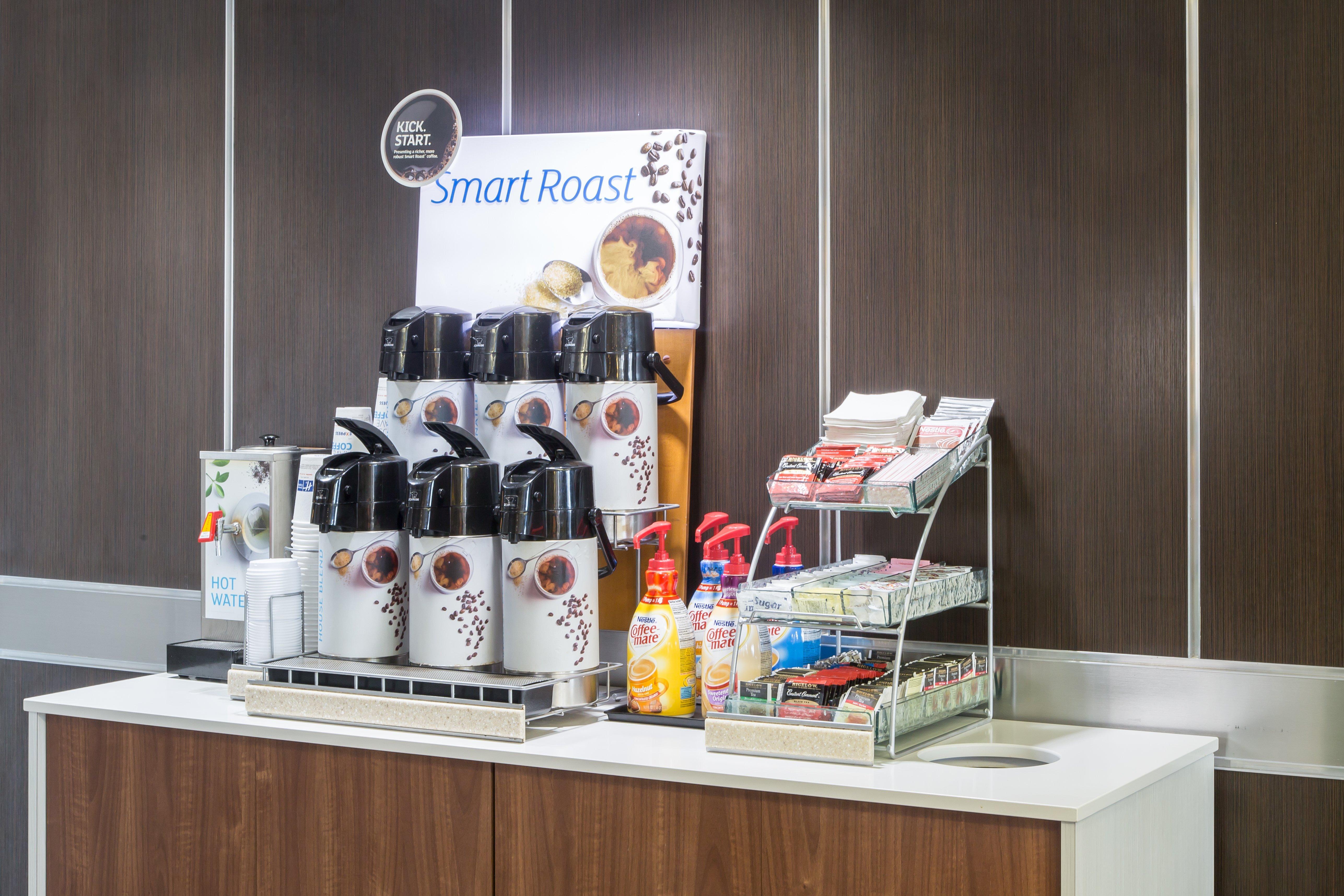 Holiday Inn Express & Suites - Oxford By Ihg Екстериор снимка