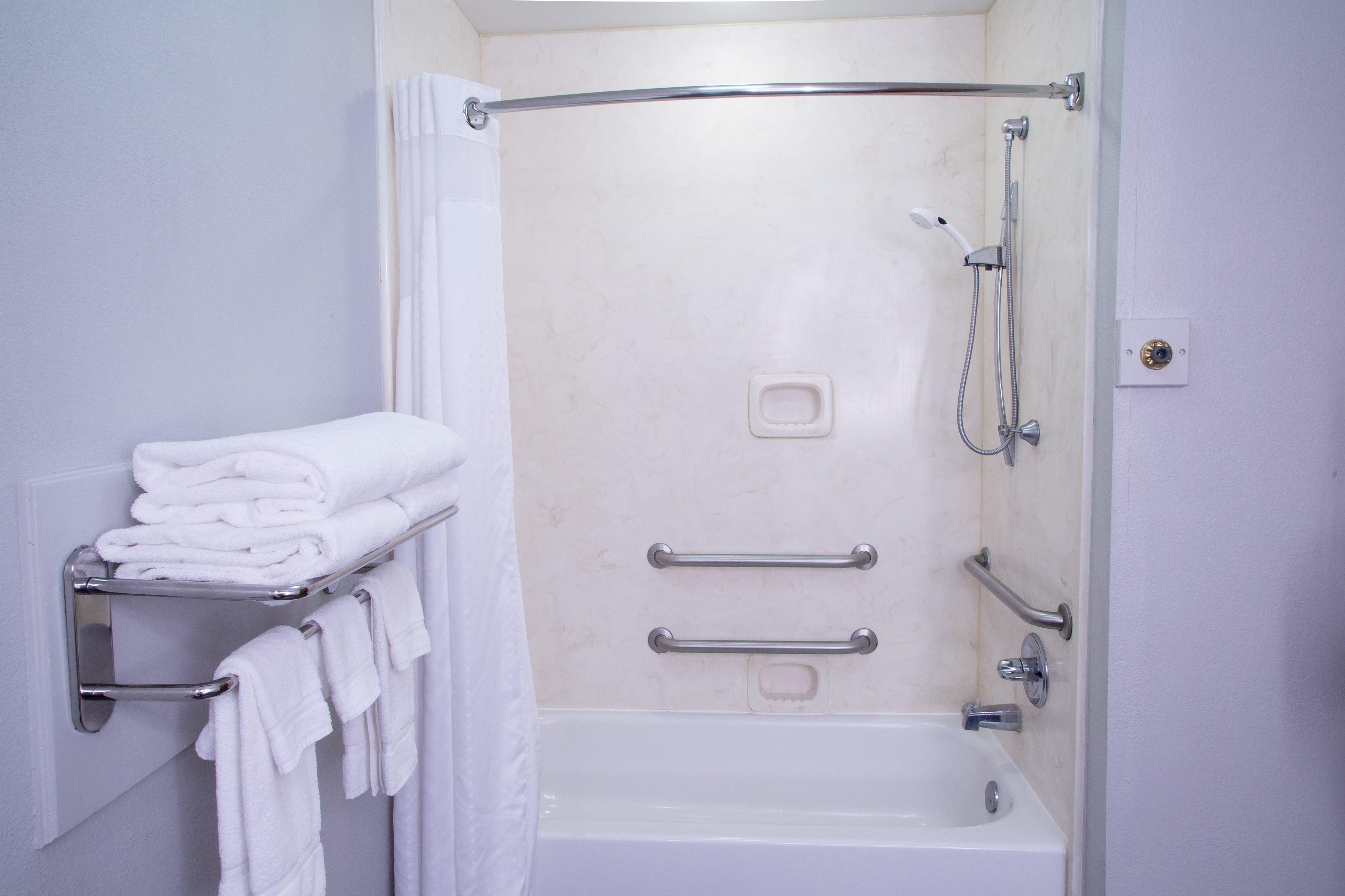 Holiday Inn Express & Suites - Oxford By Ihg Екстериор снимка