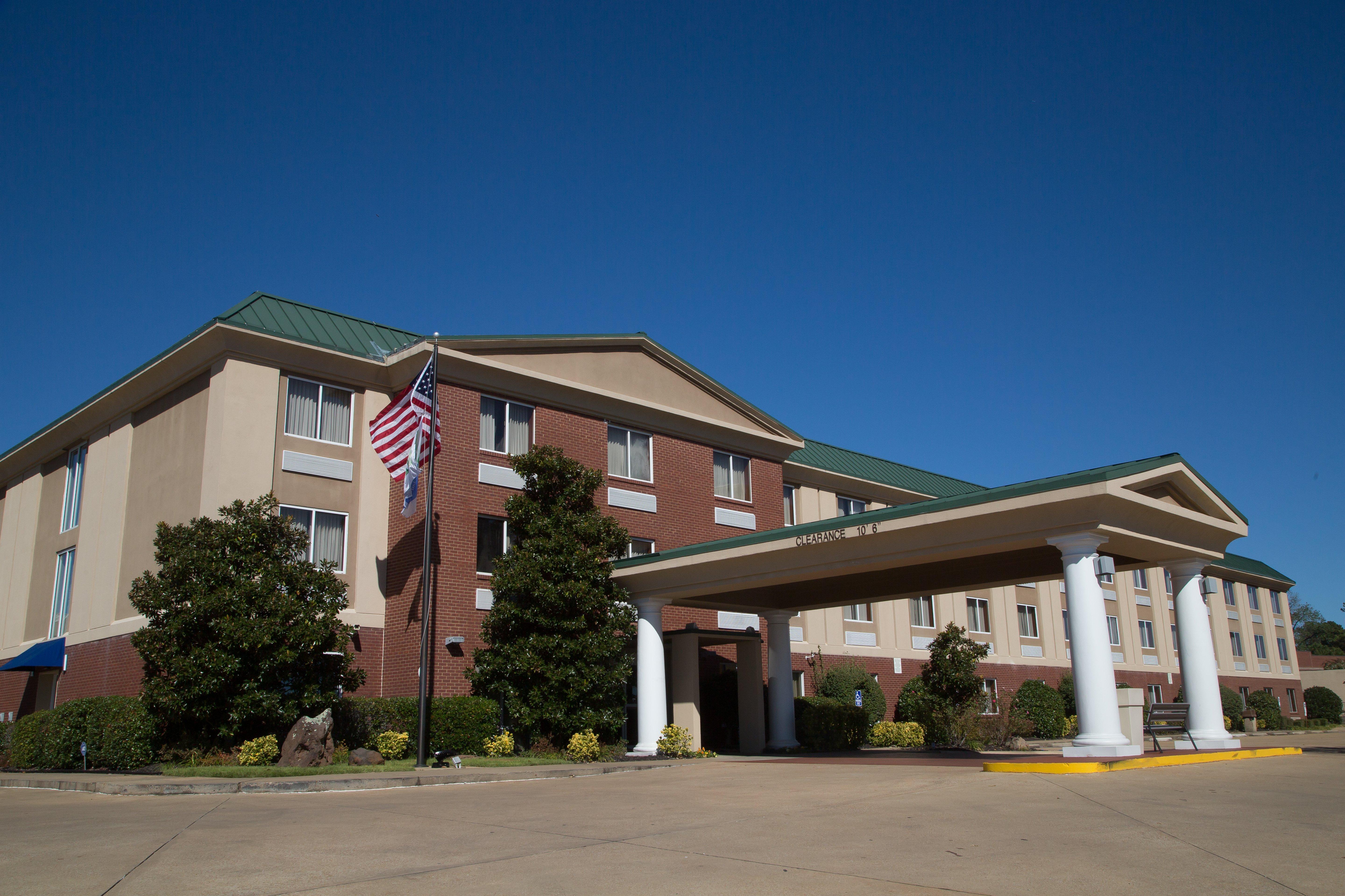 Holiday Inn Express & Suites - Oxford By Ihg Екстериор снимка